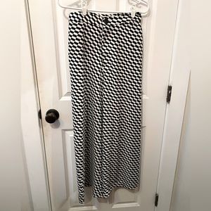 Dressed in LALA checkered pant size M NWOT